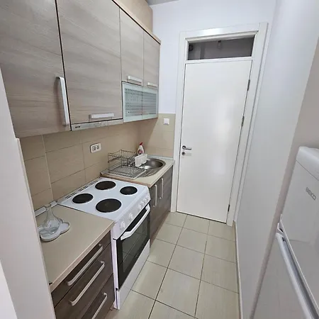 Stan Svetozara Markovica 5a * Banja Luka